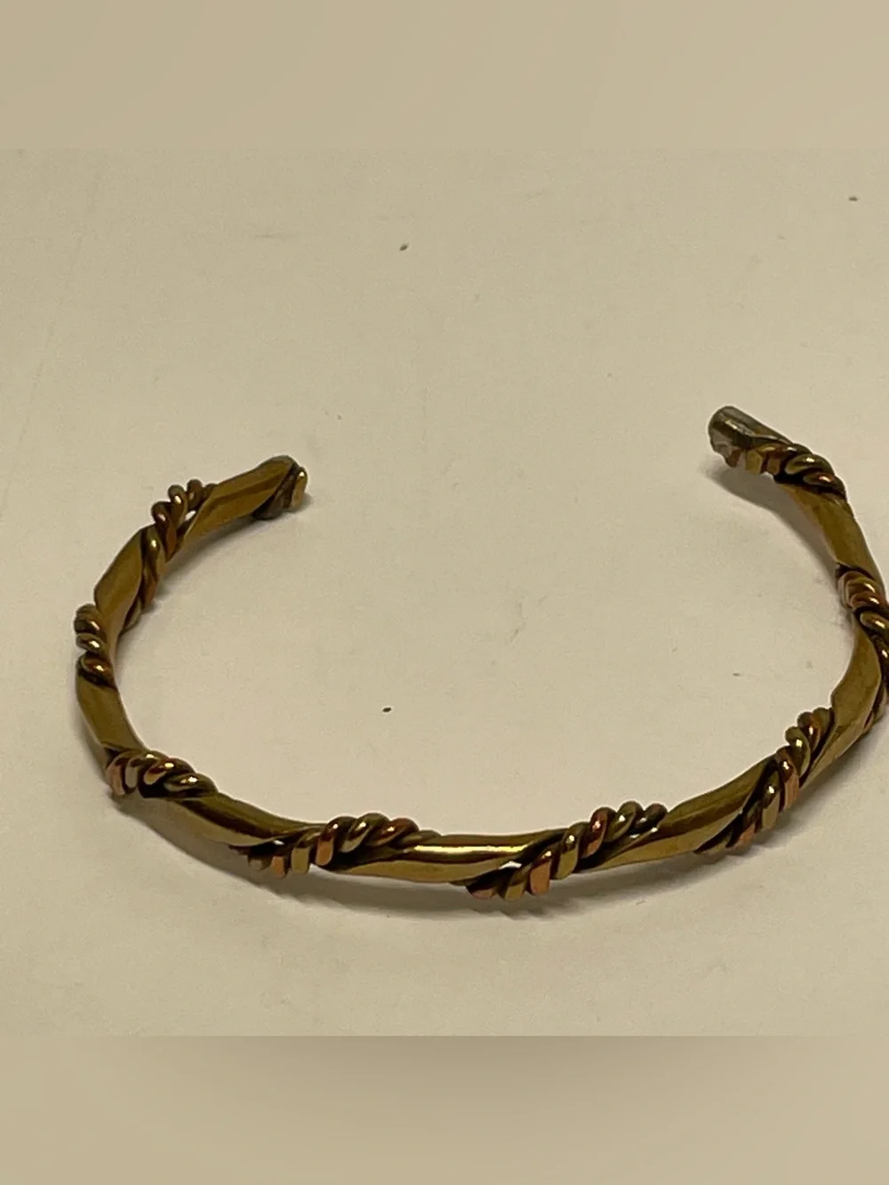 Vintage Artisan Crafted Twist Multicolor Mixed Metal Coppery Cuff Bracelet 8.86g